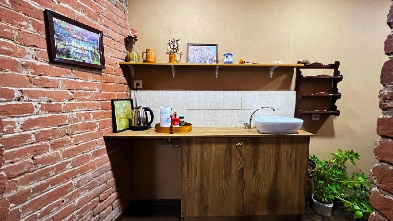 Hostel Pirosmani تبليسي المظهر الخارجي الصورة