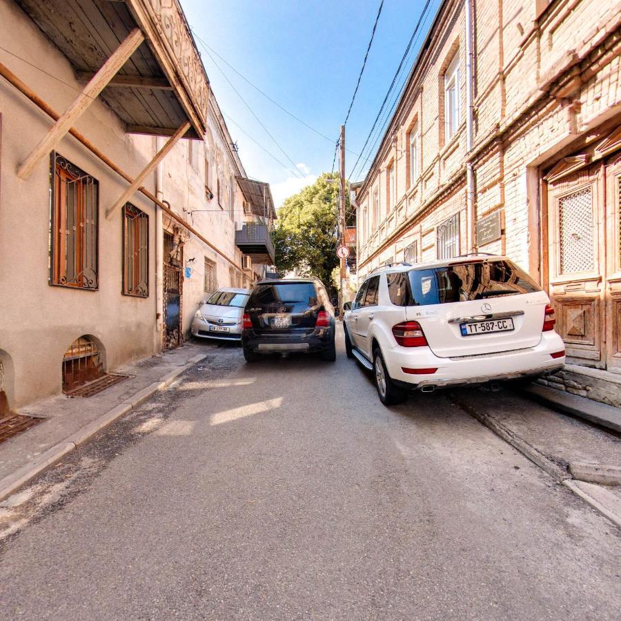 Hostel Pirosmani تبليسي المظهر الخارجي الصورة